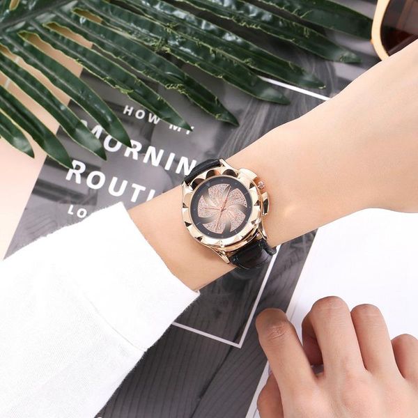 wristwatches 2021 selling watch fashion women watches luxury crystal flower leather quartz drop relogio clock saat, Slivery;brown
wristwatches 2021 selling watch fashion women watches luxury crystal flower leather quartz drop relogio clock saat, Slivery;brown