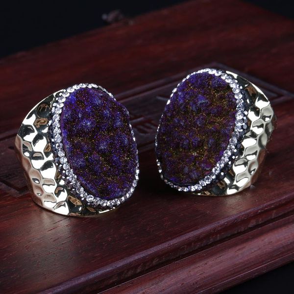 purple natural teardrop druzy stone charm pave rhinestone wide wrap hammered gold open ring cuff jewelry gift cluster rings, Golden;silver
purple natural teardrop druzy stone charm pave rhinestone wide wrap hammered gold open ring cuff jewelry gift cluster rings, Golden;silver