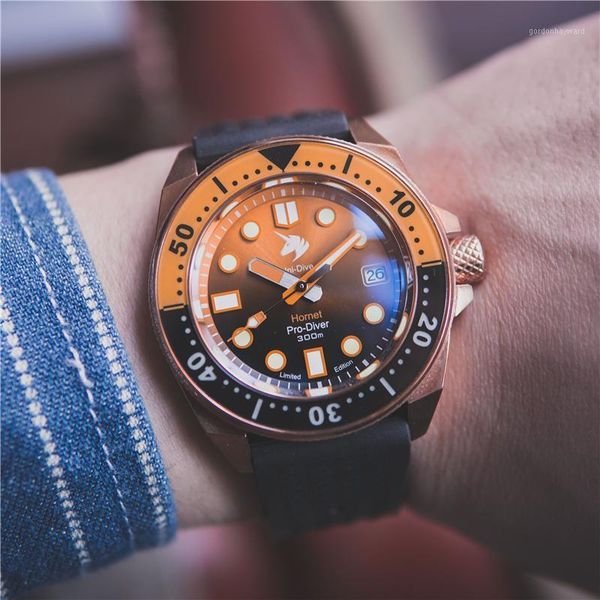 proxima limited edition men watch bronze cusn8 automatic mechanical 300m waterproof sports diver sapphire crystal wristwatch wristwatches, Slivery;brown
proxima limited edition men watch bronze cusn8 automatic mechanical 300m waterproof sports diver sapphire crystal wristwatch wristwatches, Slivery;brown