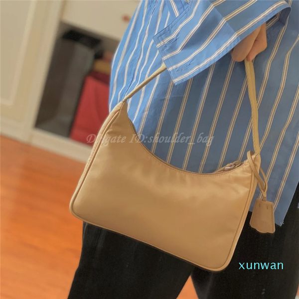 handbag luxurys 2021 shoulder bags nylon fashion crossbody designers hobos women purses tote underarm armpit shopping bag handbags backpack
handbag luxurys 2021 shoulder bags nylon fashion crossbody designers hobos women purses tote underarm armpit shopping bag handbags backpack