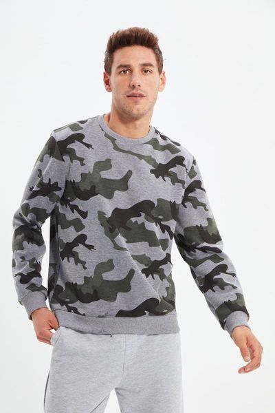 men's hoodies & sweatshirts trendyol men 's regular fit sweatshirt tmnaw22sw0820, Black
men's hoodies & sweatshirts trendyol men 's regular fit sweatshirt tmnaw22sw0820, Black