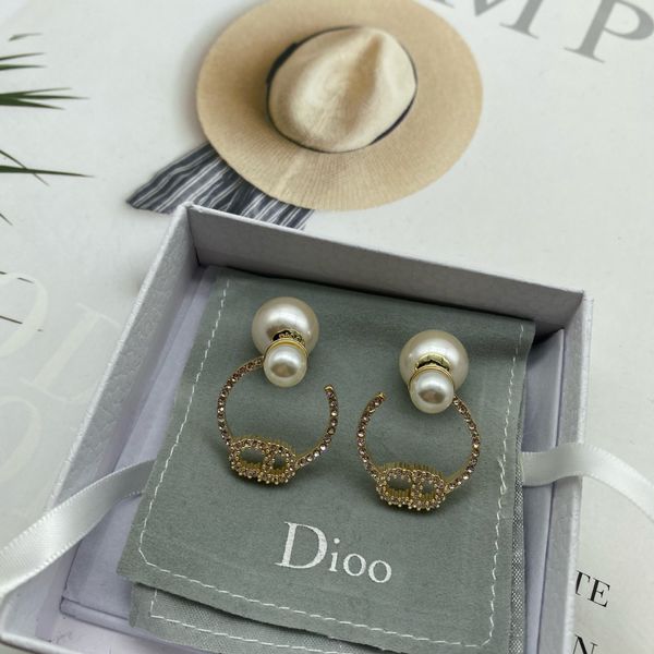 jewelry stud letter size pearl rear hanging earrings women mesh red star with a delicate retro, Golden;silver
jewelry stud letter size pearl rear hanging earrings women mesh red star with a delicate retro, Golden;silver