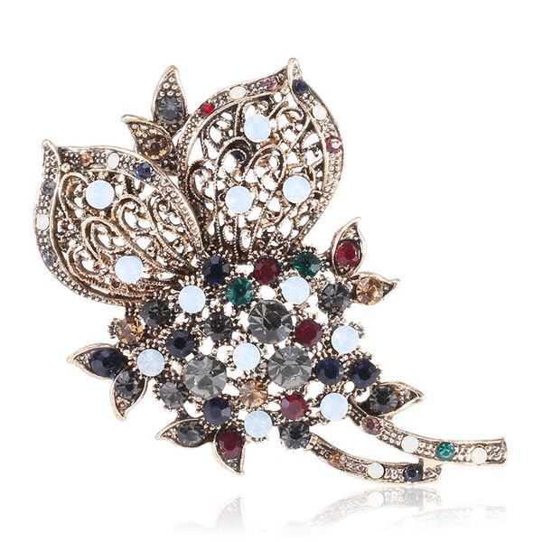factory popular palace style boutique clothing accessories celebrity temperament hollow diamond brooch christmas
factory popular palace style boutique clothing accessories celebrity temperament hollow diamond brooch christmas