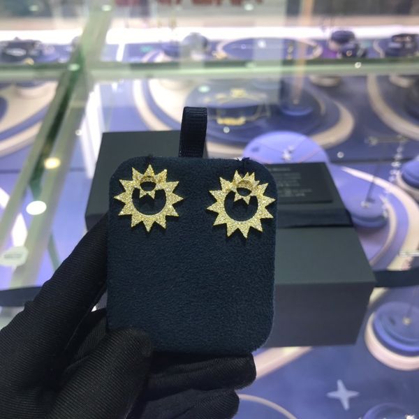 new famous brand fashion earrings sun styling earrings for fashion women and couples gifts, Silver
new famous brand fashion earrings sun styling earrings for fashion women and couples gifts, Silver