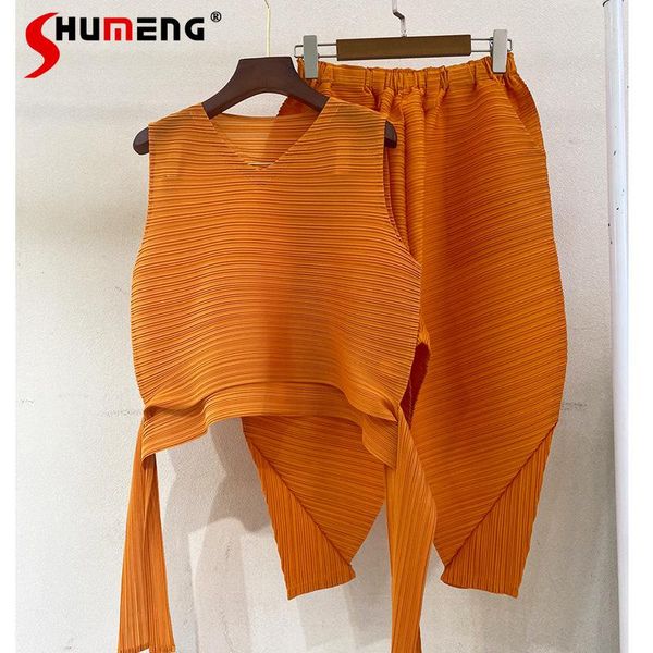 summer casual pleated suit woman loose solid sleeveless v-neck short shirts+long harem pants two-piece women's two piece, White
summer casual pleated suit woman loose solid sleeveless v-neck short shirts+long harem pants two-piece women's two piece, White