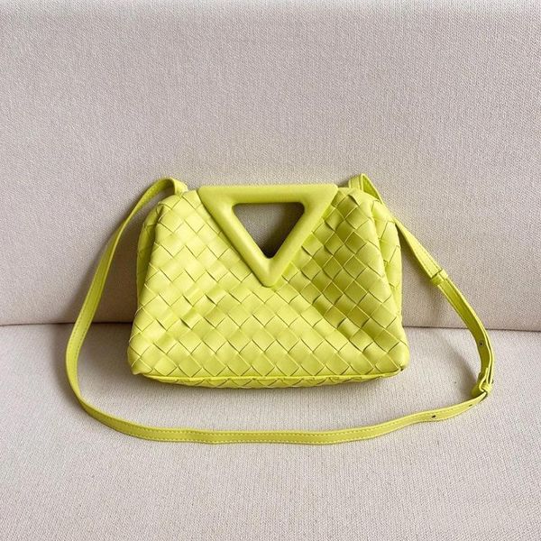 evening bags classic style ladies handbag women handle pouch shoulder bag woven cowhide leather
evening bags classic style ladies handbag women handle pouch shoulder bag woven cowhide leather