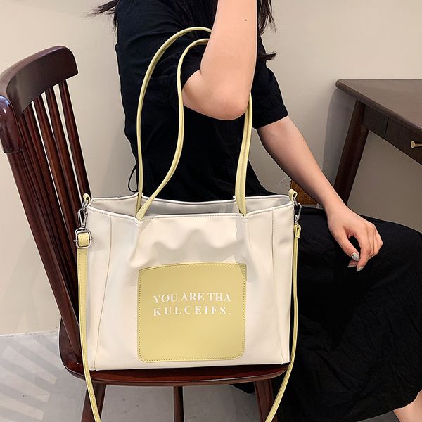 2021 new pu leisure women's bag fashion tote bags contrast color messenger student one shoulder handbag
2021 new pu leisure women's bag fashion tote bags contrast color messenger student one shoulder handbag