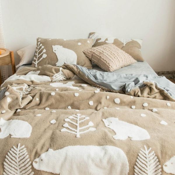 bedding sets nordic double set thick warm minimalist winter sheet pillowcase bedroom juego de cama home textile df50sjt
bedding sets nordic double set thick warm minimalist winter sheet pillowcase bedroom juego de cama home textile df50sjt