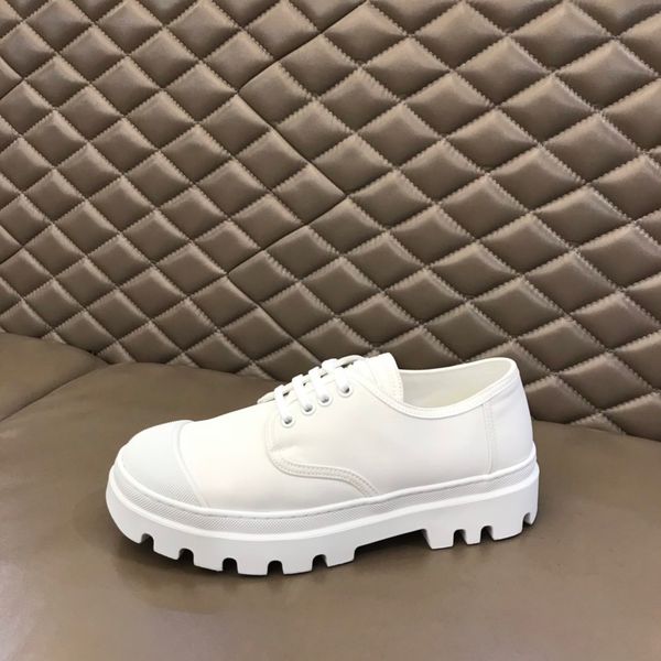 2021 new men's shoes designer comfortable flat-bottom lace up brand luxury sneakers size 38-45, Red;white
2021 new men's shoes designer comfortable flat-bottom lace up brand luxury sneakers size 38-45, Red;white