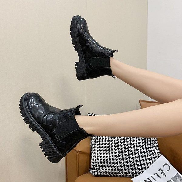 boots shoes woman non-slip snow women raise the bottom warm with velvet short lattice luxury designer beige black
boots shoes woman non-slip snow women raise the bottom warm with velvet short lattice luxury designer beige black