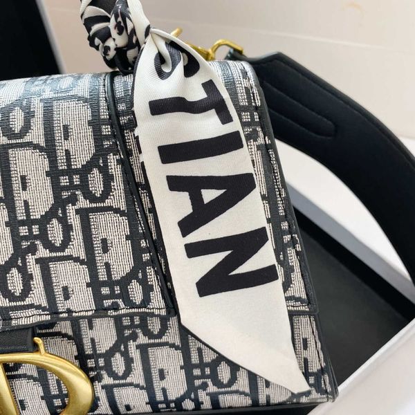 bag women's bag laohua 2021 new european and american fashion classic versatile one shoulder messenger bag styling bag[finished on zly 
bag women's bag laohua 2021 new european and american fashion classic versatile one shoulder messenger bag styling bag[finished on zly