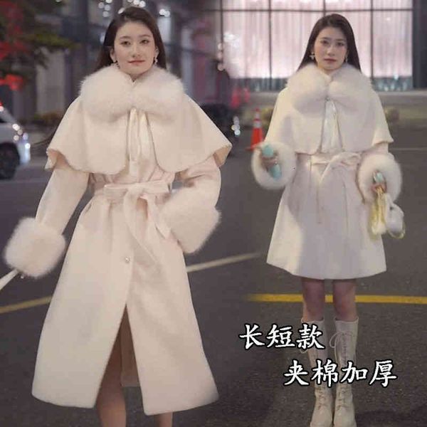 Women's Fur & Faux Long And Short White Detachable Cloak Windbreaker Jacket Winter Woolen Coat Women Fashion Warm With Collar 1U7F, Black
Women's Fur & Faux Long And Short White Detachable Cloak Windbreaker Jacket Winter Woolen Coat Women Fashion Warm With Collar 1U7F, Black