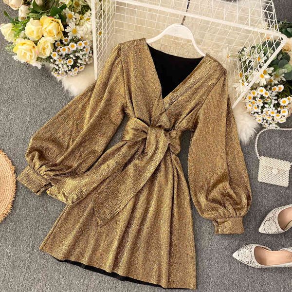 a line sier spring autumn women es v-neck lantern sleeve gold bright silk lace retro female party, Black;gray
a line sier spring autumn women es v-neck lantern sleeve gold bright silk lace retro female party, Black;gray