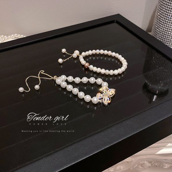 real gold electroplated diamond inlaid pearl butterfly bracelet japanese and fashion style simple forest temperament hand decoration fashion, Black
real gold electroplated diamond inlaid pearl butterfly bracelet japanese and fashion style simple forest temperament hand decoration fashion, Black