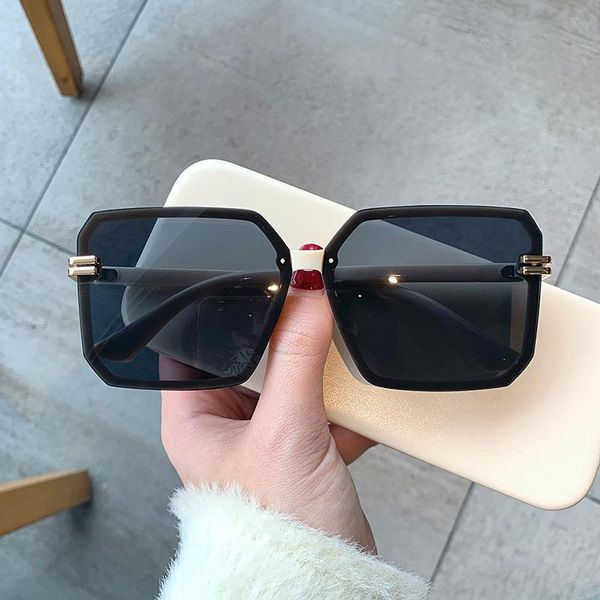 sunglasses classic women square sun glasses woman fashion korean oversize girl uv400 outdoor shade eyewear lady zonnebril dames, White;black
sunglasses classic women square sun glasses woman fashion korean oversize girl uv400 outdoor shade eyewear lady zonnebril dames, White;black