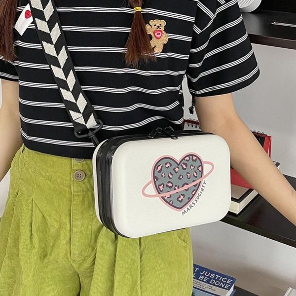 evening bags high-quality ladies cartoon print small bag 2021 summer girl mobile phone shoulder messenger square hand
evening bags high-quality ladies cartoon print small bag 2021 summer girl mobile phone shoulder messenger square hand