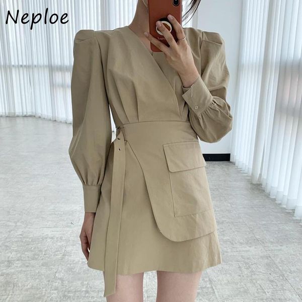 casual dresses neploe fake two-piece short dress for women korea chic autumn elegant v-neck robe cross side buckle belt puff sleeve vestidos, Black;gray
casual dresses neploe fake two-piece short dress for women korea chic autumn elegant v-neck robe cross side buckle belt puff sleeve vestidos, Black;gray