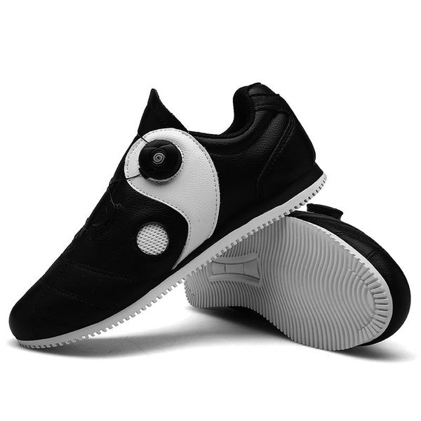 cycling footwear 36-44 sneakers men professional bicycle shoes outdoor sport shoe self-locking mtb breathable racing road bike, Black
cycling footwear 36-44 sneakers men professional bicycle shoes outdoor sport shoe self-locking mtb breathable racing road bike, Black