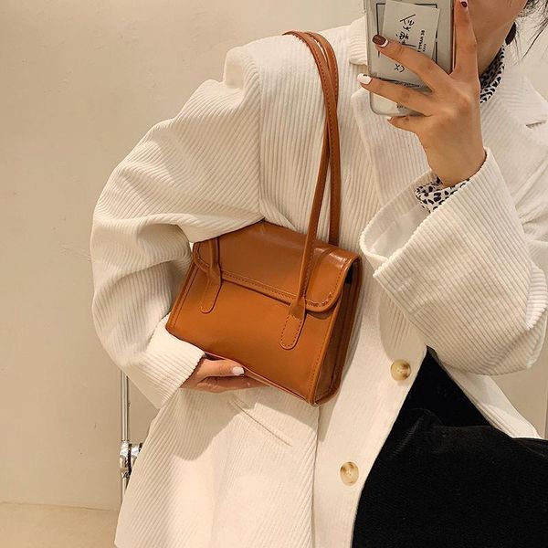evening bags textured european and american retro ladies bag fashion simple one-shoulder female oily leather western style briefcase
evening bags textured european and american retro ladies bag fashion simple one-shoulder female oily leather western style briefcase