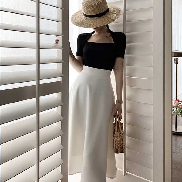 hepburn french spring summer women suit 2 pieces set square collar slim knit elegant big swing a-line skirt retro 210527, White
hepburn french spring summer women suit 2 pieces set square collar slim knit elegant big swing a-line skirt retro 210527, White