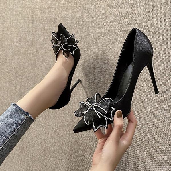 dress shoes 2021 spring high heels stiletto pointed toe shallow mouth socialite style satin rhinestone wedding, Black
dress shoes 2021 spring high heels stiletto pointed toe shallow mouth socialite style satin rhinestone wedding, Black