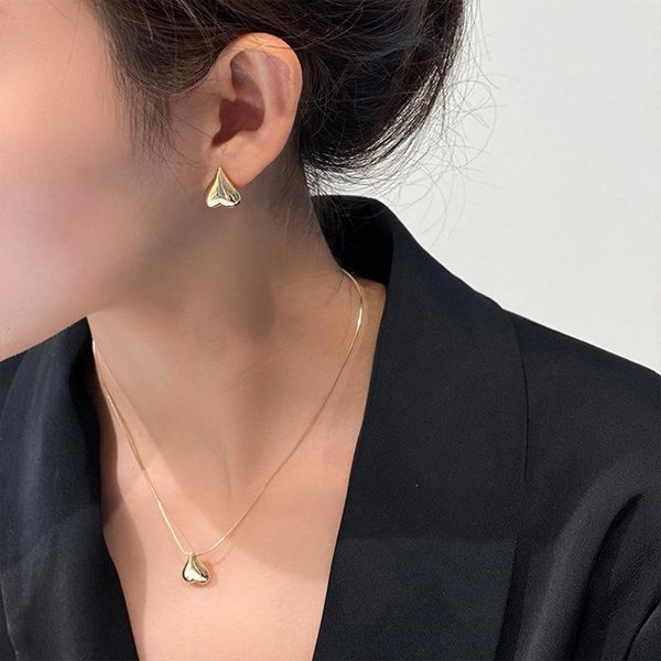 chains gsold geometric glossy metal heart pendant necklace simple snake bone chain women clavicle fashion jewelry set 2021, Silver
chains gsold geometric glossy metal heart pendant necklace simple snake bone chain women clavicle fashion jewelry set 2021, Silver