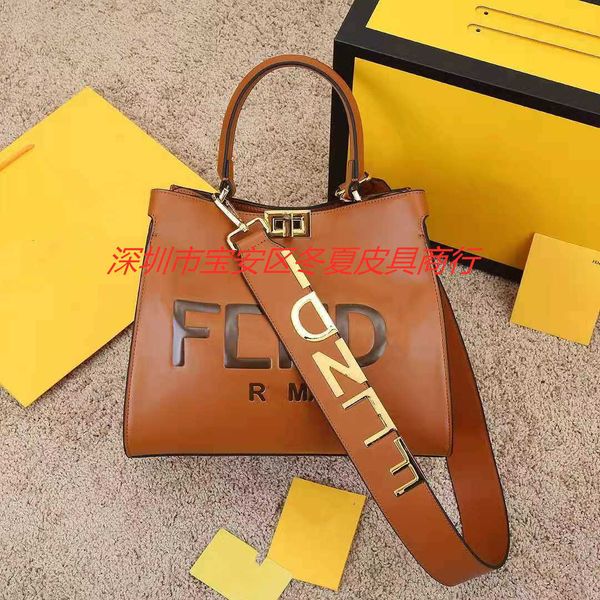 2021 new f leather hand-held women's bag can be slung with one shoulder fashion simple letterzly
2021 new f leather hand-held women's bag can be slung with one shoulder fashion simple letterzly