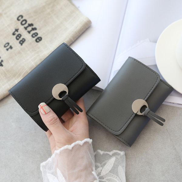 wallet 2021 spring and summer british solid color three fold women's fashion simple short 012, Red;black
wallet 2021 spring and summer british solid color three fold women's fashion simple short 012, Red;black