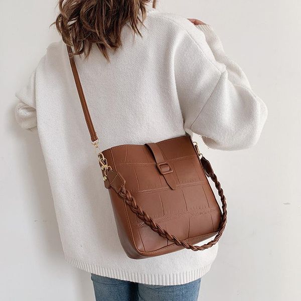 backpack style braided straps shoulder bag stone pattern bucket crossbody bags for women fashion handbag pu leather lady underarm
backpack style braided straps shoulder bag stone pattern bucket crossbody bags for women fashion handbag pu leather lady underarm