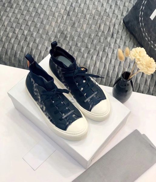 classic womens fashion knitted high-tube board shoes lace up flat bottom knitting casual sneakers
classic womens fashion knitted high-tube board shoes lace up flat bottom knitting casual sneakers