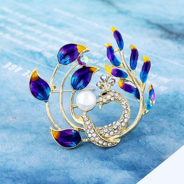 pins, brooches doreenbeads fashion animal series pin for women peacock red imitation pearl clear rhinestone party gift 1 piece, Gray
pins, brooches doreenbeads fashion animal series pin for women peacock red imitation pearl clear rhinestone party gift 1 piece, Gray