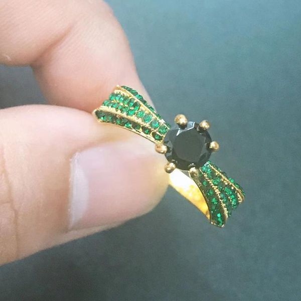 wedding rings classic camber concave micro pave black stone ring for women dazzling crystal zircon delicate jewelry gifts wholesale, Slivery;golden
wedding rings classic camber concave micro pave black stone ring for women dazzling crystal zircon delicate jewelry gifts wholesale, Slivery;golden