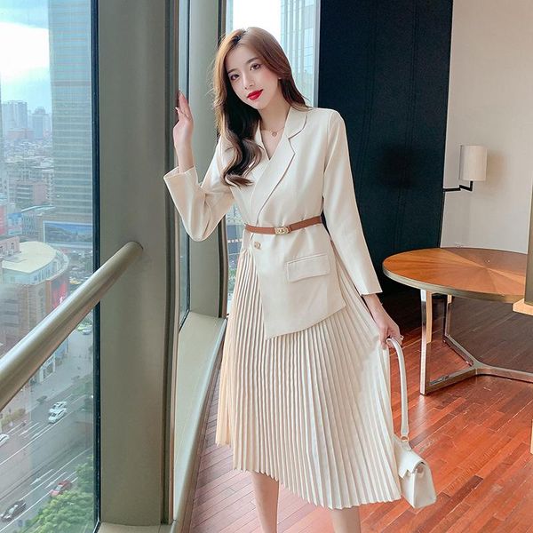 casual dresses 2021 winter korean style jacket, suit, all match, casual, lapel, salt and sweet dress., Black;gray
casual dresses 2021 winter korean style jacket, suit, all match, casual, lapel, salt and sweet dress., Black;gray