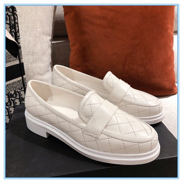 arrival high-end women shoes fashion trend metal chain decoration wide flat shoes 2 colors leather lady dress leisure dress shoes size 35-39, Black
arrival high-end women shoes fashion trend metal chain decoration wide flat shoes 2 colors leather lady dress leisure dress shoes size 35-39, Black