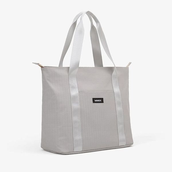 inch simple fashion shopping bag large capacity storage portable shoulder women's daily collocation light tote bags
inch simple fashion shopping bag large capacity storage portable shoulder women's daily collocation light tote bags