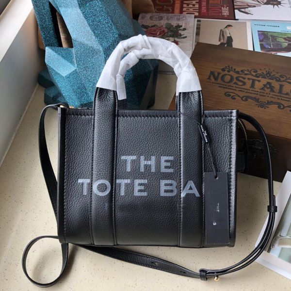 the tote bag 2021 fashion trend mj tote bag leather handbag portable zipper design large capacity tote bag gexiongbag
the tote bag 2021 fashion trend mj tote bag leather handbag portable zipper design large capacity tote bag gexiongbag