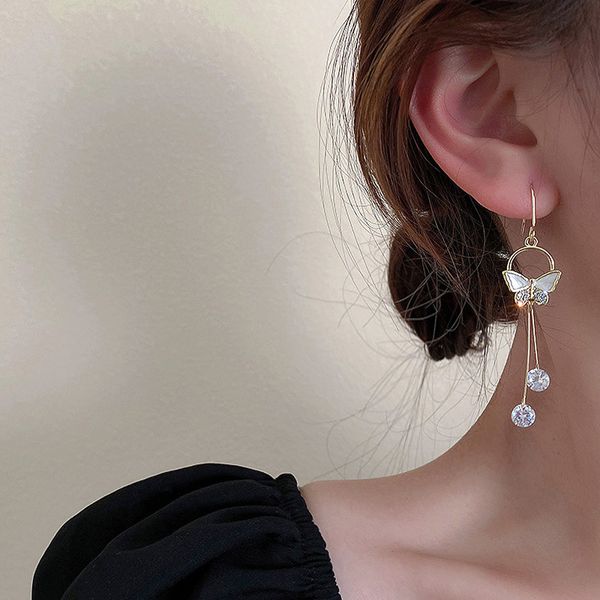 diamond inlaid butterfly shell tassel earrings south designer east gate simple personality ear jewelry fashion forest fairy ear hook, Silver
diamond inlaid butterfly shell tassel earrings south designer east gate simple personality ear jewelry fashion forest fairy ear hook, Silver