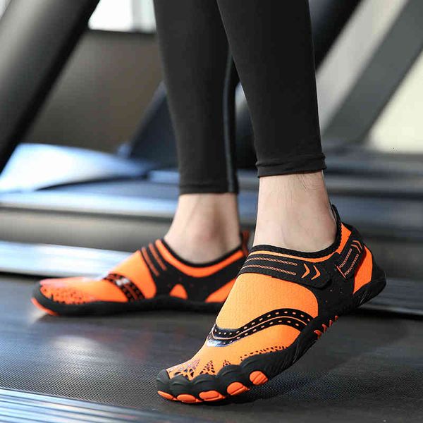 dress shoes couple yoga fitness outdoor beach five finger wading upstream size 35-46 zbur, Black
dress shoes couple yoga fitness outdoor beach five finger wading upstream size 35-46 zbur, Black