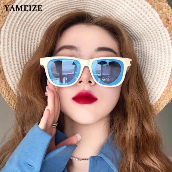 sunglasses vintage heart shaped women brand designer retro glasses ins style square eyeglasses pink eyewear, White;black
sunglasses vintage heart shaped women brand designer retro glasses ins style square eyeglasses pink eyewear, White;black
