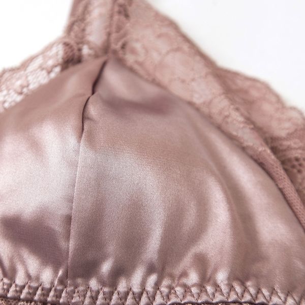 ydw8 lace silk mini triangle cup rimless bra 100 silk women's underwear thin bra lace french underwear women's summer, Red;black
ydw8 lace silk mini triangle cup rimless bra 100 silk women's underwear thin bra lace french underwear women's summer, Red;black