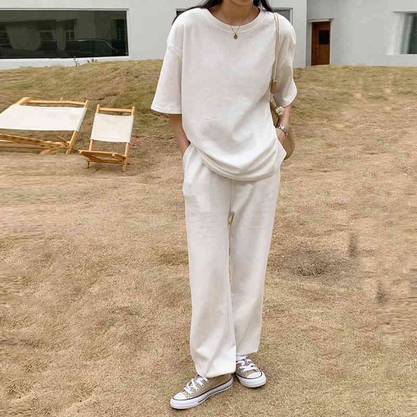 ies summer pants set casual tracksuits woman short sleeve t-shirts and high waist pencil pants leisure two piece set 210412, White
ies summer pants set casual tracksuits woman short sleeve t-shirts and high waist pencil pants leisure two piece set 210412, White
