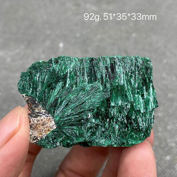 other natural green malachite raw stone beautiful needle-shaped plus velvet quartz mineral specimen healing home decor
other natural green malachite raw stone beautiful needle-shaped plus velvet quartz mineral specimen healing home decor