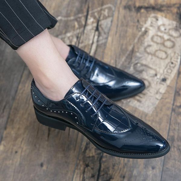dress shoes classic party footwear men patent leather shiny brogue point-toe shoe lacing oxford formal mens fashion carved, Black
dress shoes classic party footwear men patent leather shiny brogue point-toe shoe lacing oxford formal mens fashion carved, Black