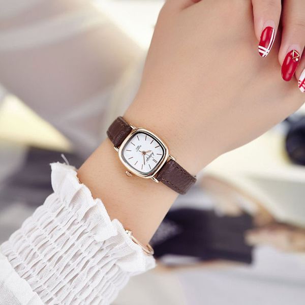 vintage leather square dial watches women fashion dress watch minimalist stylish small fresh quartz female clock hours, Slivery;brown
vintage leather square dial watches women fashion dress watch minimalist stylish small fresh quartz female clock hours, Slivery;brown