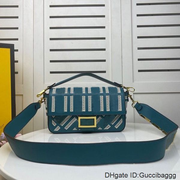 lady baguette bag crossbody bags women plaid bag chain belt inclined shoulder bag flap handbag real cowhide leather purse embroidery wallet 
lady baguette bag crossbody bags women plaid bag chain belt inclined shoulder bag flap handbag real cowhide leather purse embroidery wallet