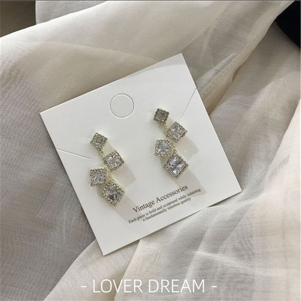 KV9 korean female zircon net red irregular square long diamond commuter silver diamond earrings stud and earringsneedle, Golden;silver
KV9 korean female zircon net red irregular square long diamond commuter silver diamond earrings stud and earringsneedle, Golden;silver