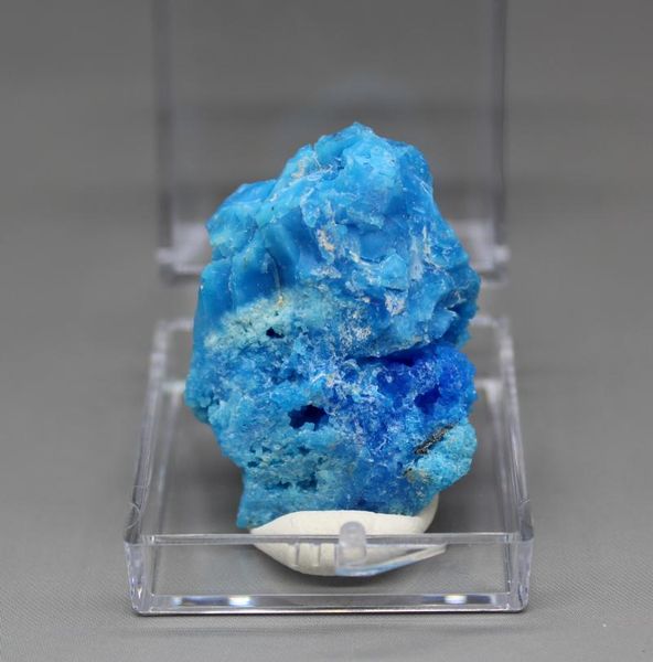100% natural blue gibbsite mineral specimen stones and crystals healing quartz gemstones box size 3.4 cm decorative objects & figurines
100% natural blue gibbsite mineral specimen stones and crystals healing quartz gemstones box size 3.4 cm decorative objects & figurines