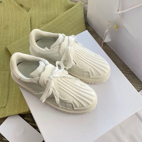 valentin 2021 d-shaped same shell-toe small white women's thick-soled muffins increase leisure old shoes sports sneakers kjp002, Red;white 
valentin 2021 d-shaped same shell-toe small white women's thick-soled muffins increase leisure old shoes sports sneakers kjp002, Red;white
