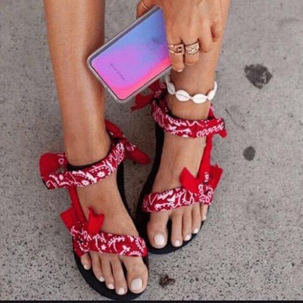 sandals summer comfortable open toe round head female graffiti silk solid color light weight plus size wild 36-43, Black
sandals summer comfortable open toe round head female graffiti silk solid color light weight plus size wild 36-43, Black