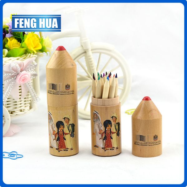 pen the 3.5-inch 12 color cils are easy to carry in wooden cil case, and the painting is evenly colored
pen the 3.5-inch 12 color cils are easy to carry in wooden cil case, and the painting is evenly colored